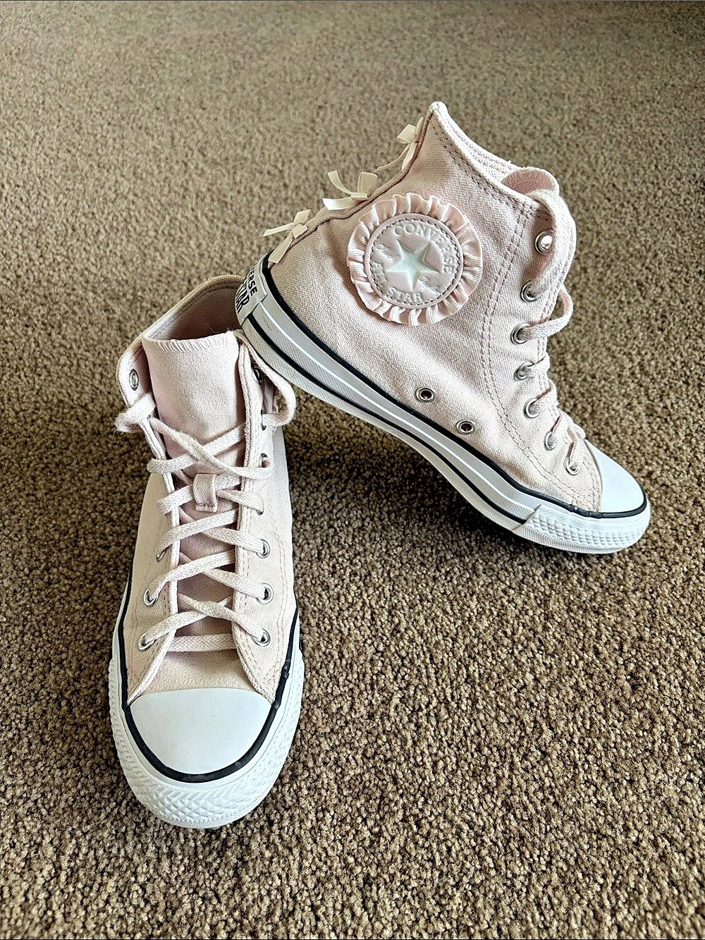 Converse Chuck Taylor All Star Ruffles and Bows High Top Sneakers Pink & White s